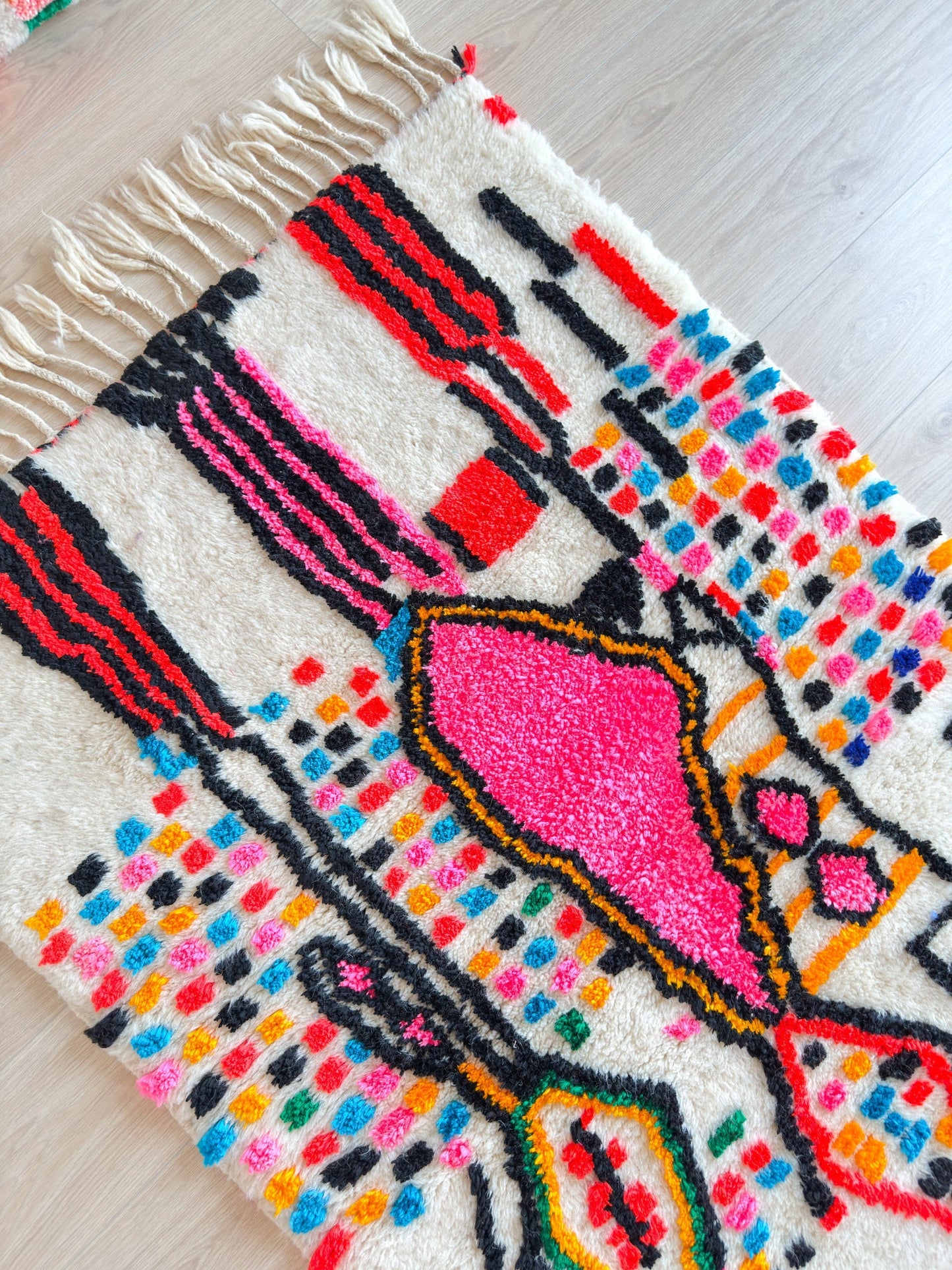 Colorful Berber rug 107 x 189 cm - n°2209