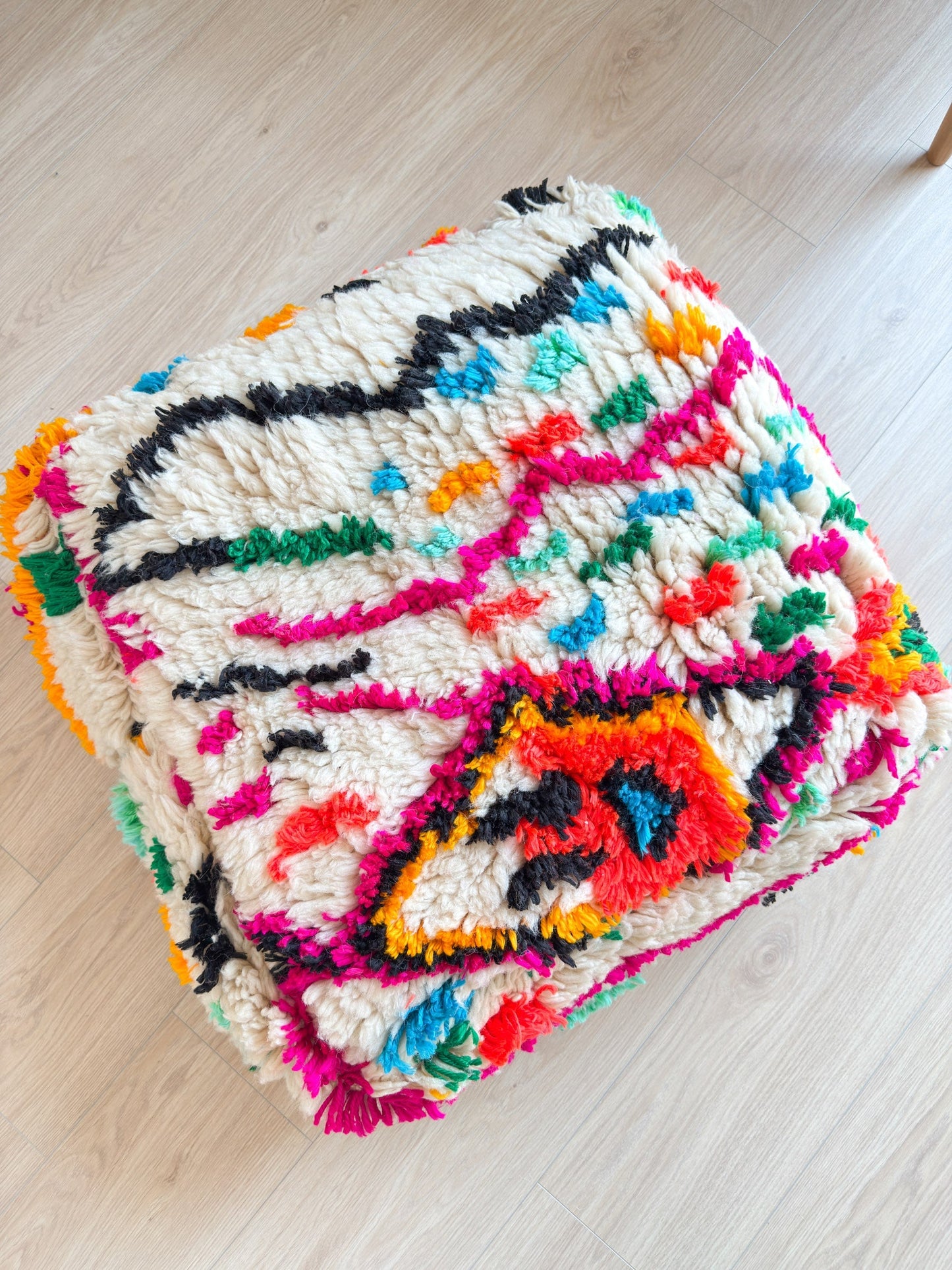 Moroccan pouf, colorful Berber pouf - 60 x 60 cm - n°50